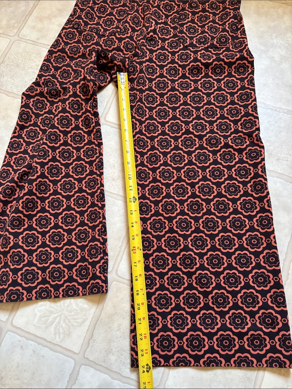 Maeve by Anthropologie the Colette Black & Orange Floral Print Wide Leg Crop 30 - Picture 6 of 7